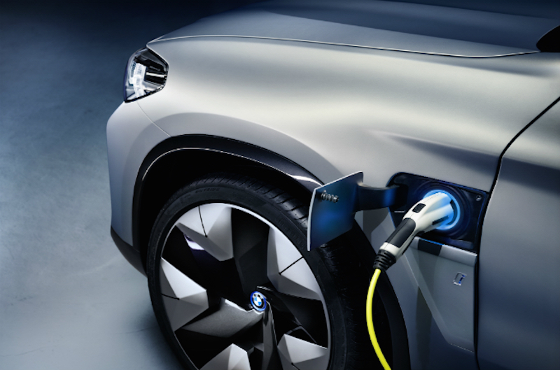 Elektrikli-BMWi-X3