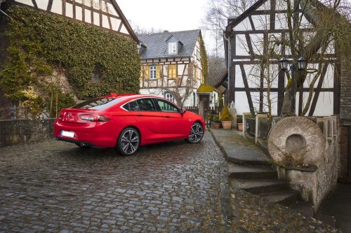 Opel İnsignia Grand Sport 1,6 İncelemesi