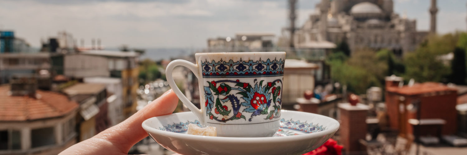 istanbulda-az-bilinen-guzel-kafe-1