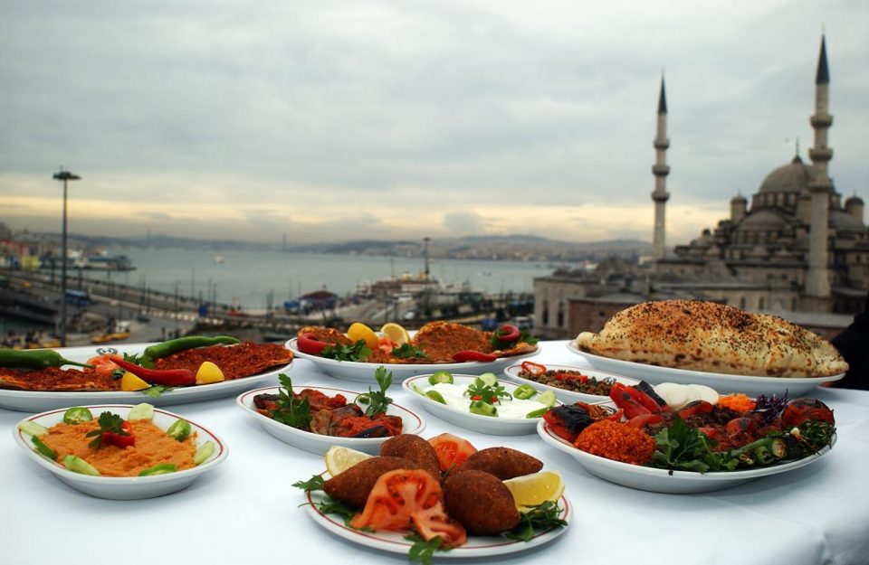 istanbul da ne yenir istanbul un en lezzetli mekanlari yolcu360 blog