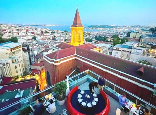 rooftops-istanbul-.jpg 